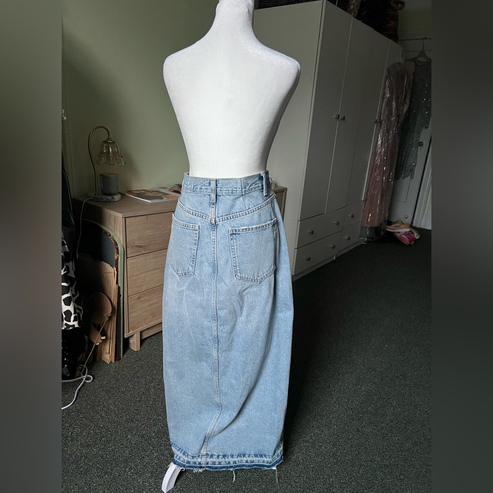 ZARA Light Wash Denim Distressed Hem Straight Midi Maxi Front Slit Cotton Skirt - Picture 7 of 16